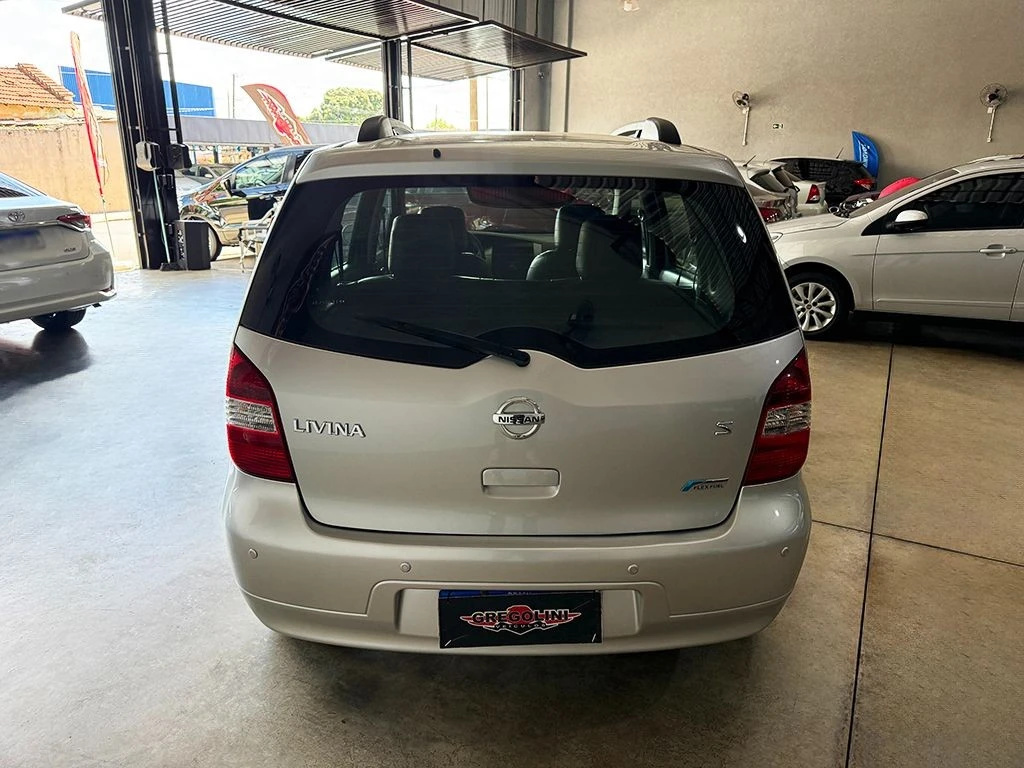 NISSAN LIVINA