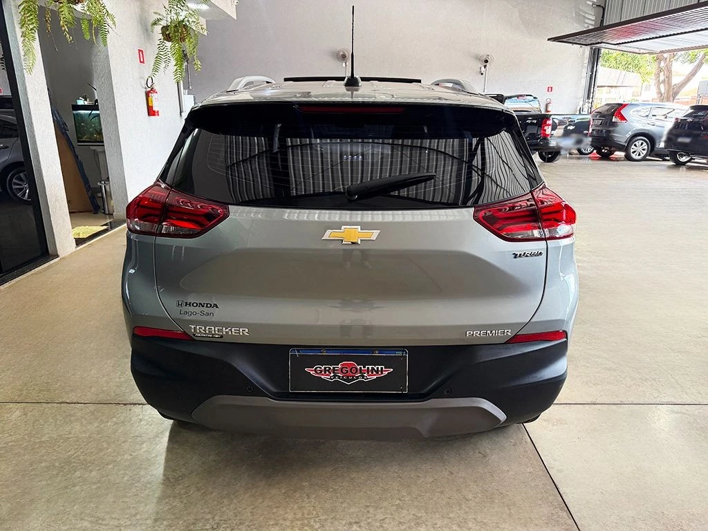 CHEVROLET TRACKER