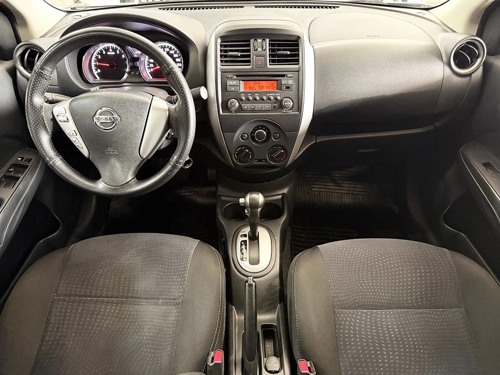 NISSAN VERSA