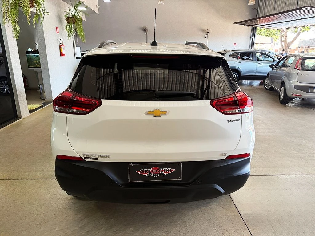 CHEVROLET TRACKER