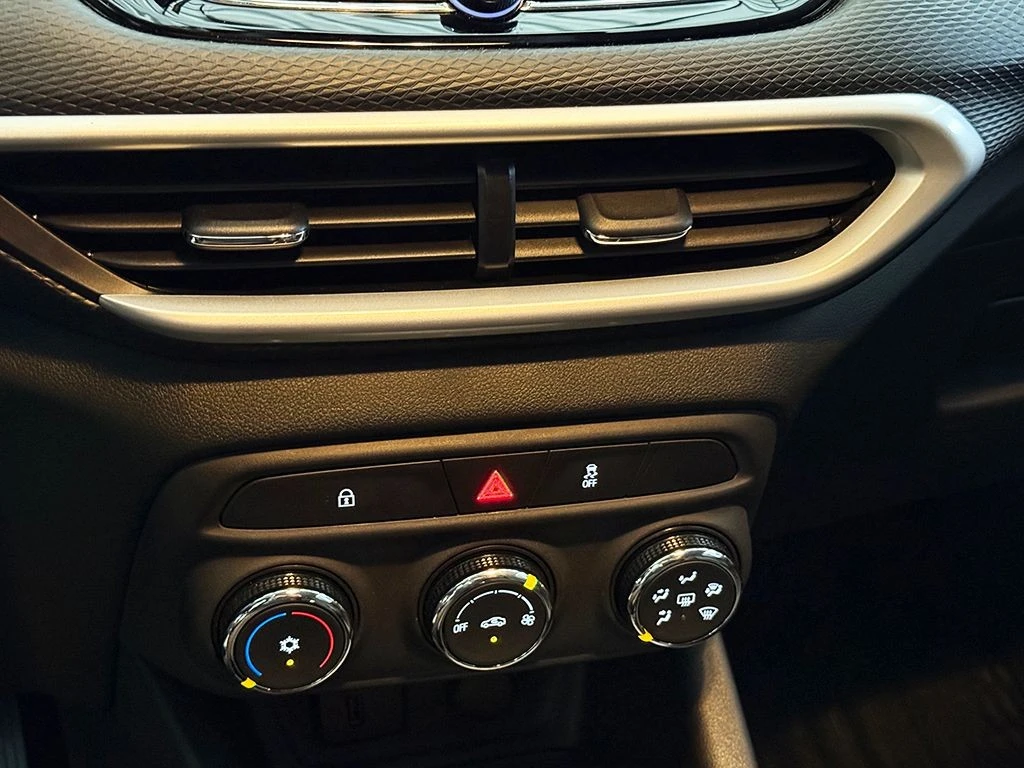 CHEVROLET TRACKER