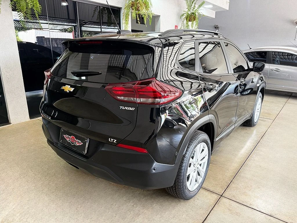 CHEVROLET TRACKER