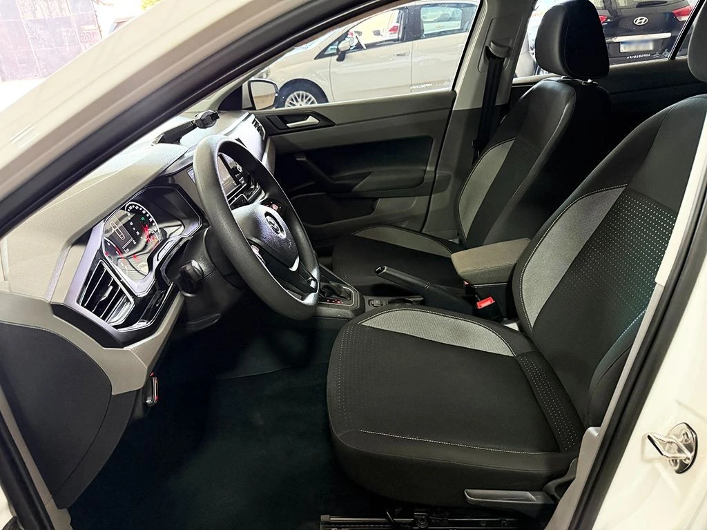 VOLKSWAGEN VIRTUS