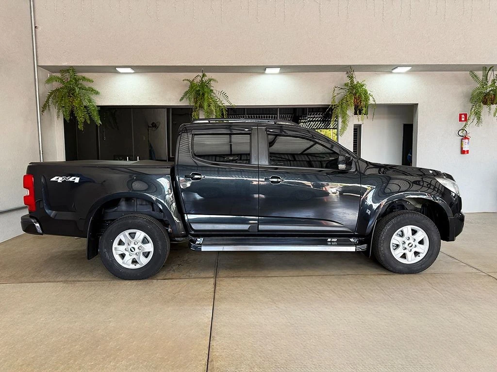 CHEVROLET S10