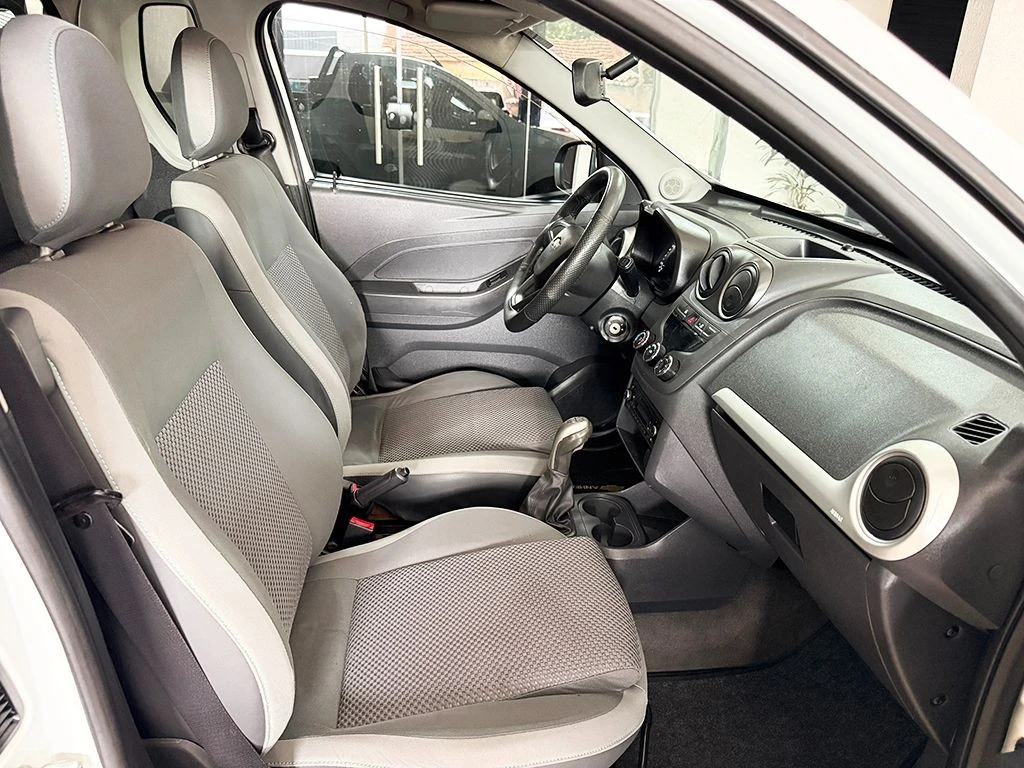 CHEVROLET MONTANA