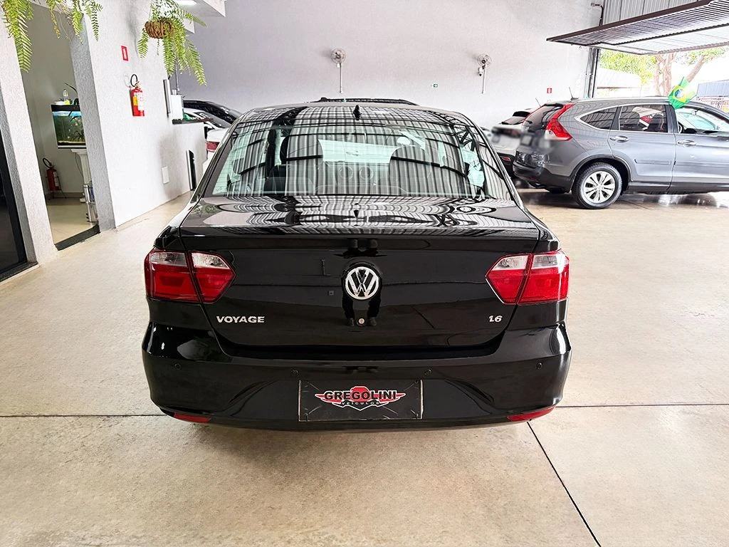 VOLKSWAGEN VOYAGE