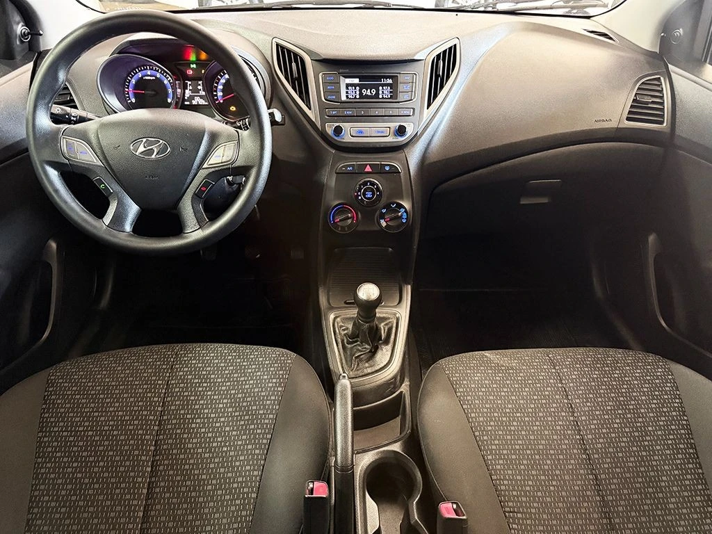 HYUNDAI HB20