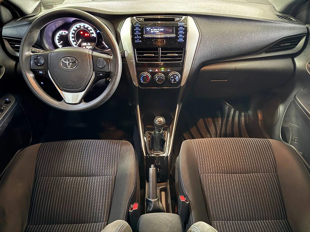 TOYOTA YARIS
