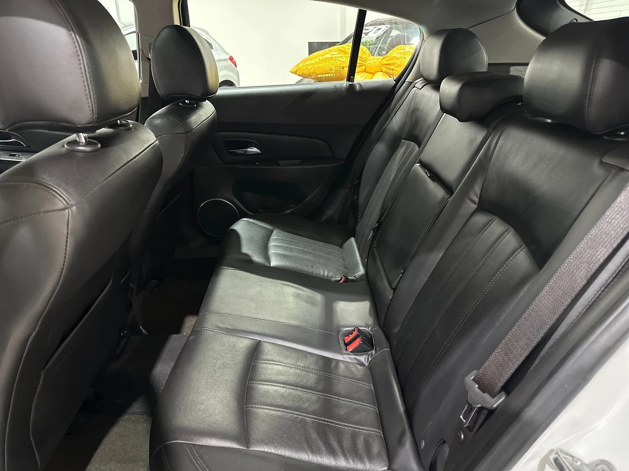 CHEVROLET CRUZE