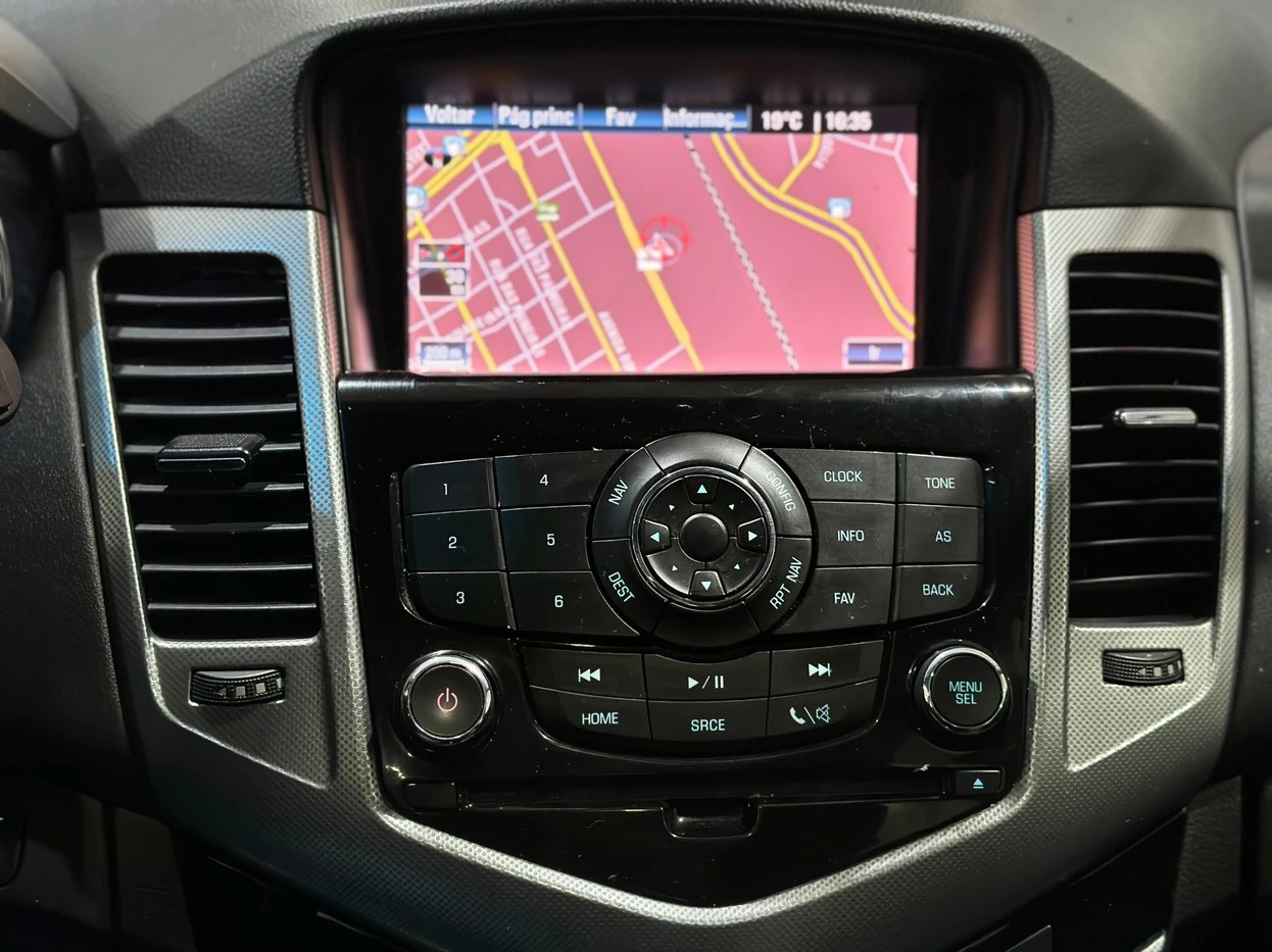 CHEVROLET CRUZE