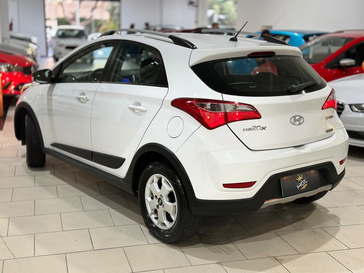 HYUNDAI HB20X
