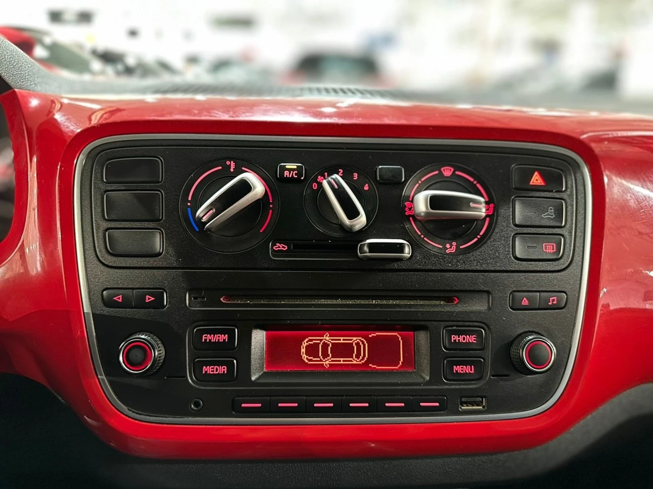 VOLKSWAGEN CROSS UP