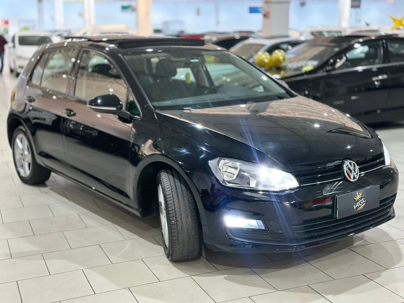 VOLKSWAGEN GOLF