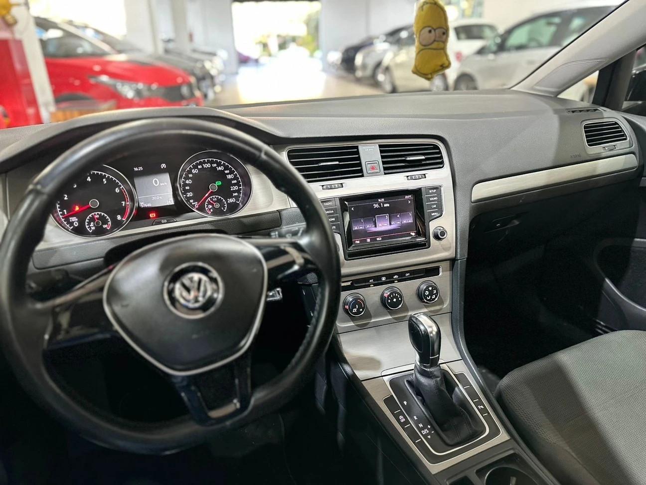 VOLKSWAGEN GOLF