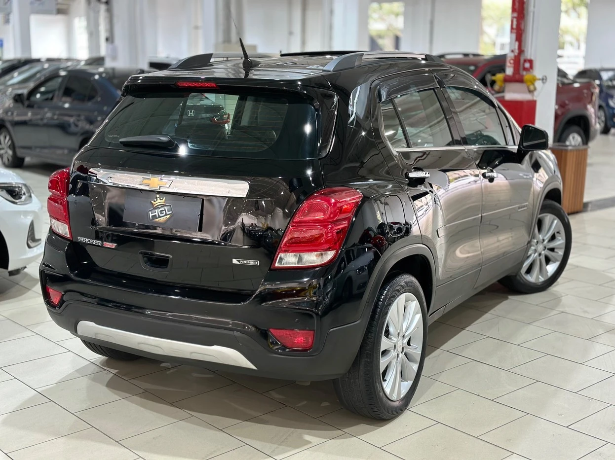 CHEVROLET TRACKER