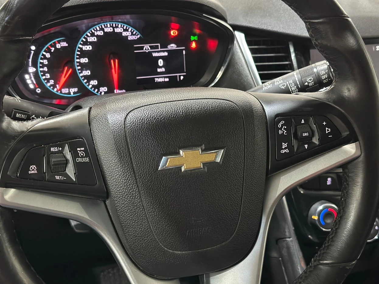 CHEVROLET TRACKER