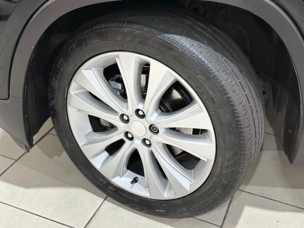 CHEVROLET TRACKER