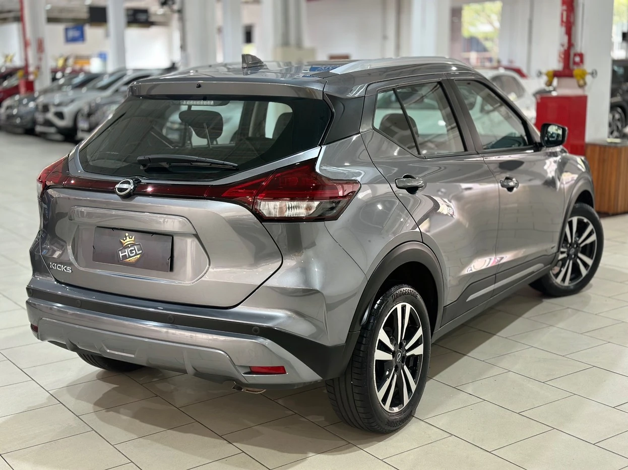 NISSAN KICKS