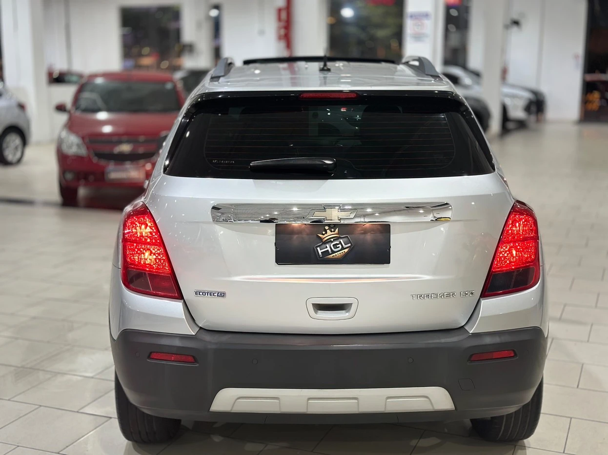 CHEVROLET TRACKER