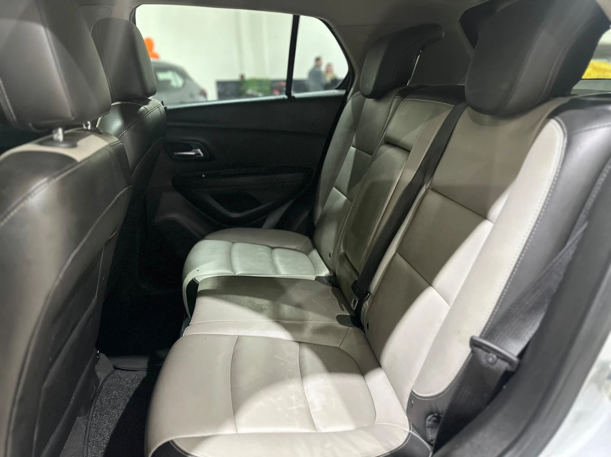 CHEVROLET TRACKER