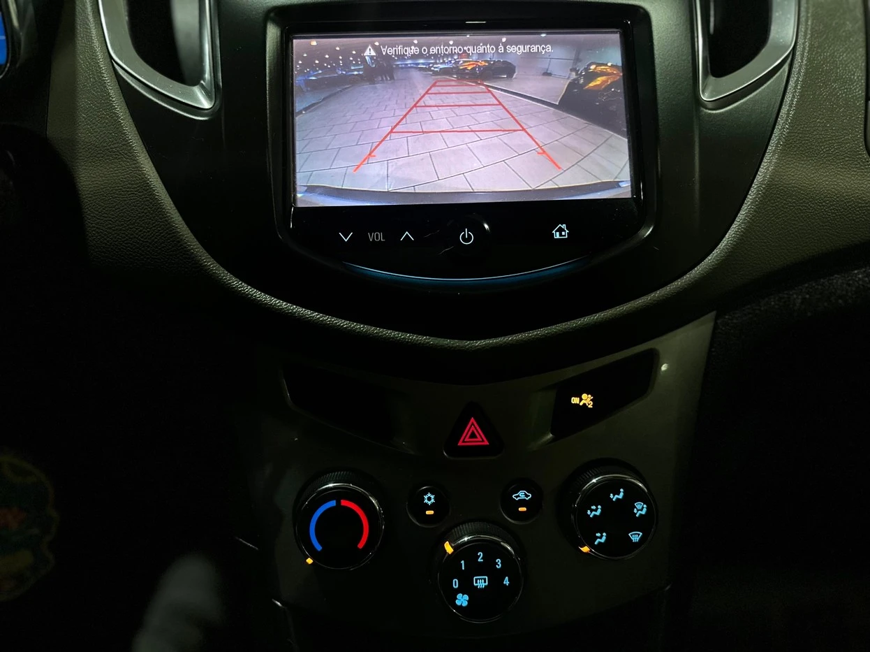 CHEVROLET TRACKER