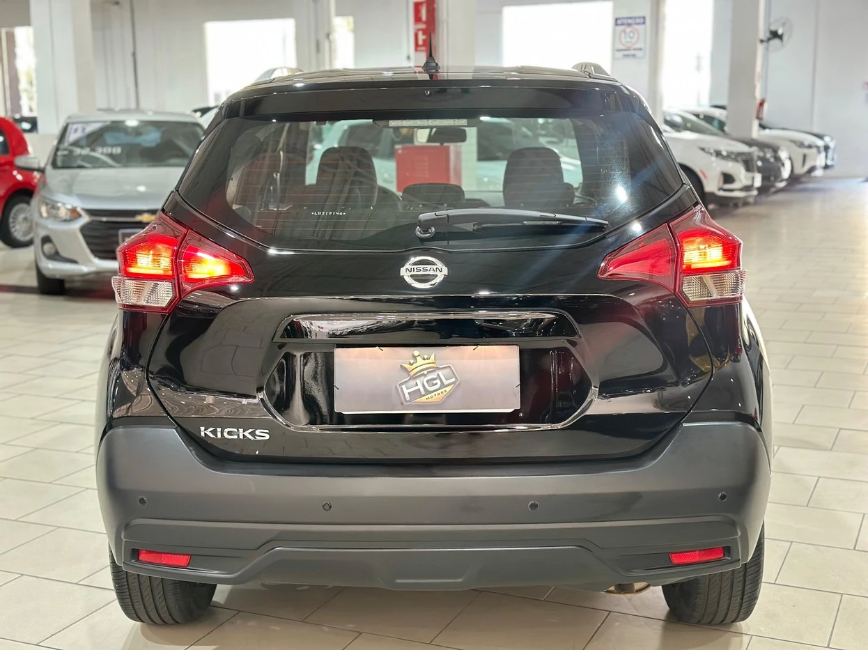 NISSAN KICKS