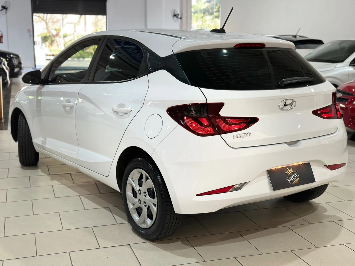 HYUNDAI HB20