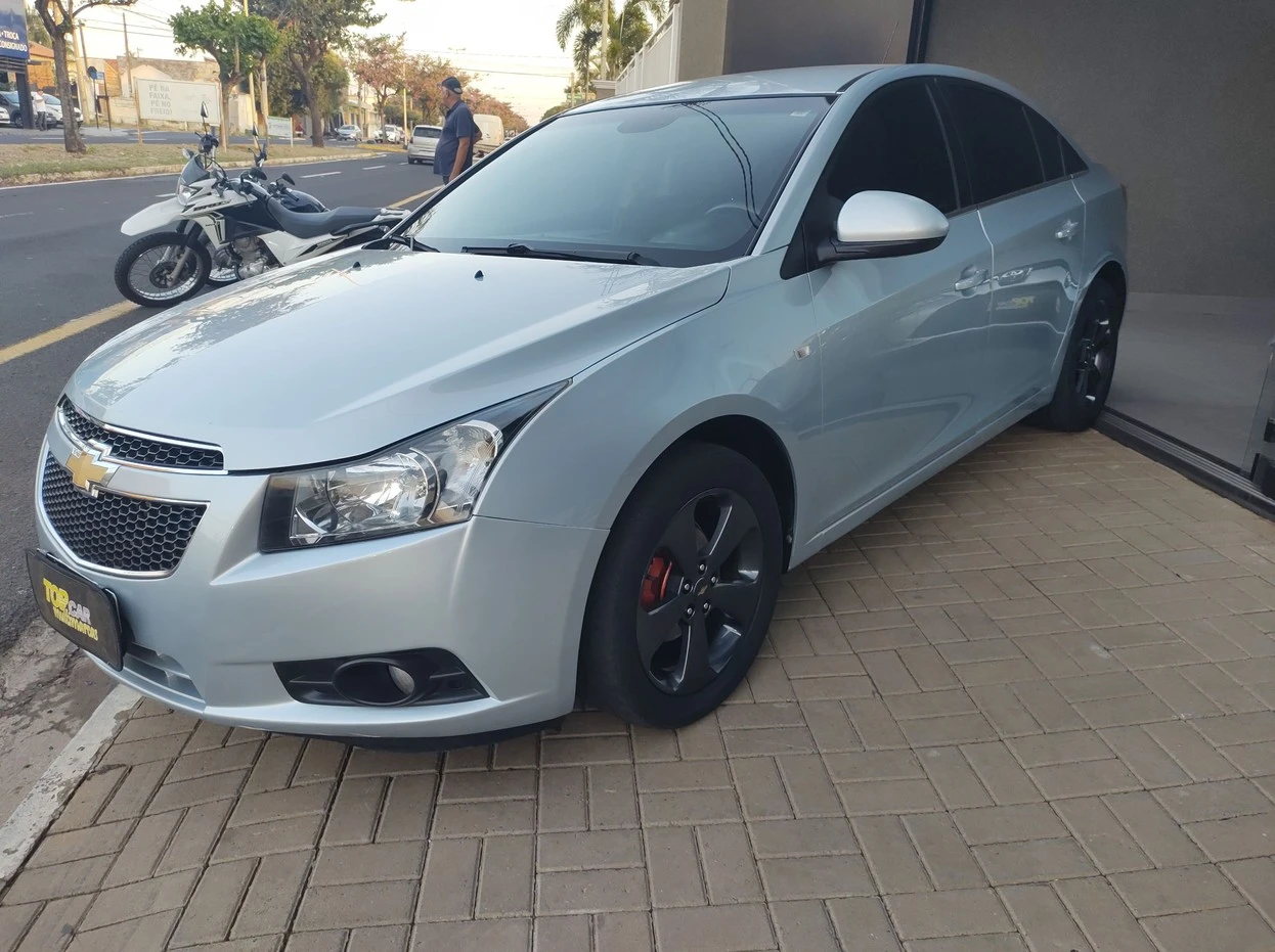 CHEVROLET CRUZE