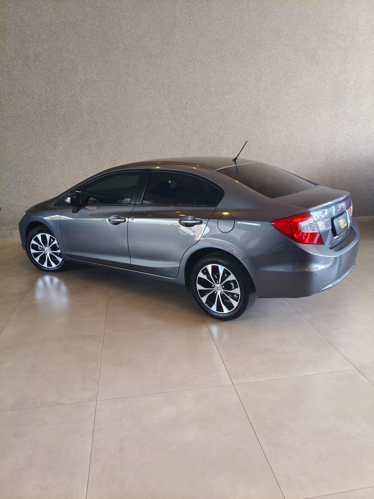HONDA CIVIC