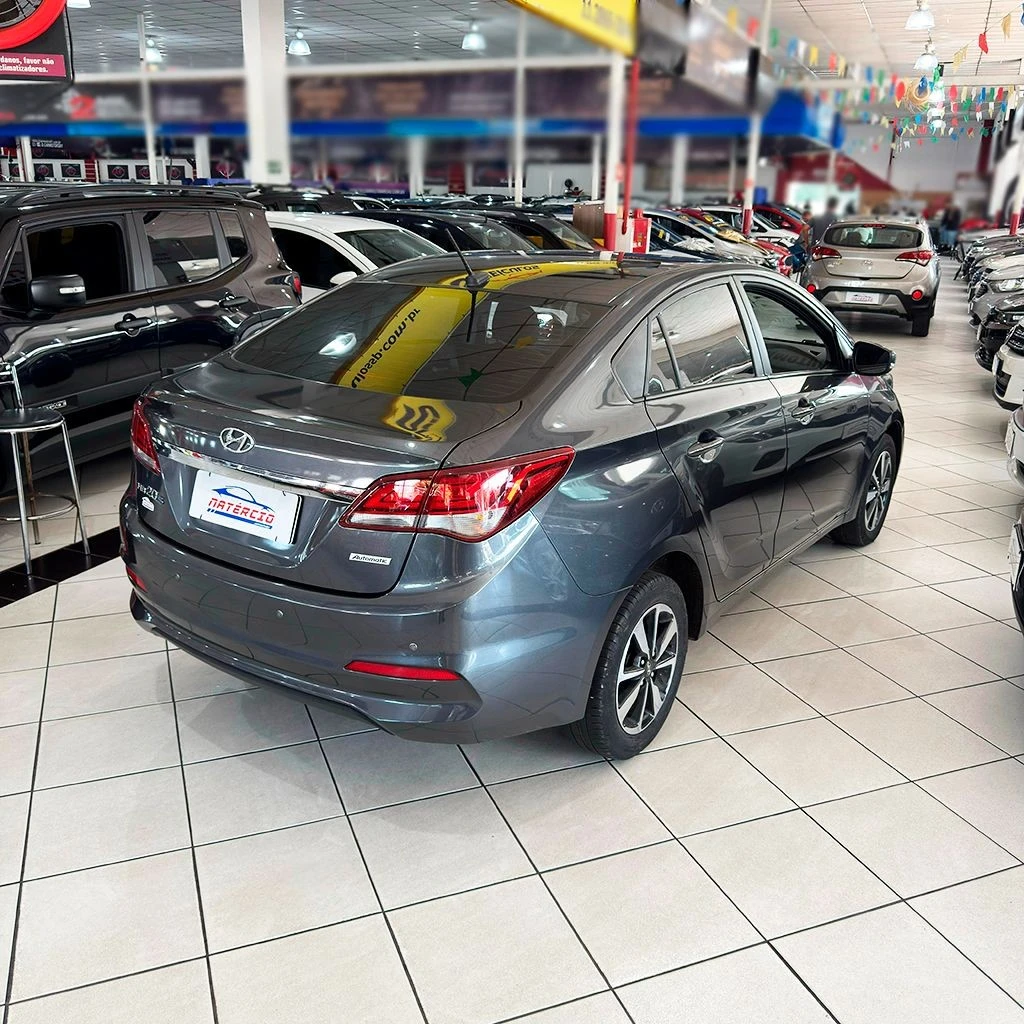 HYUNDAI HB20S