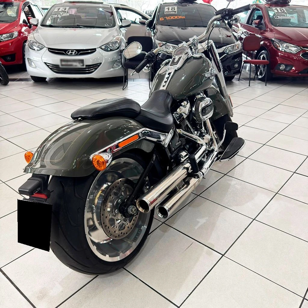 HARLEY-DAVIDSON SOFTAIL FAT BOY 114
