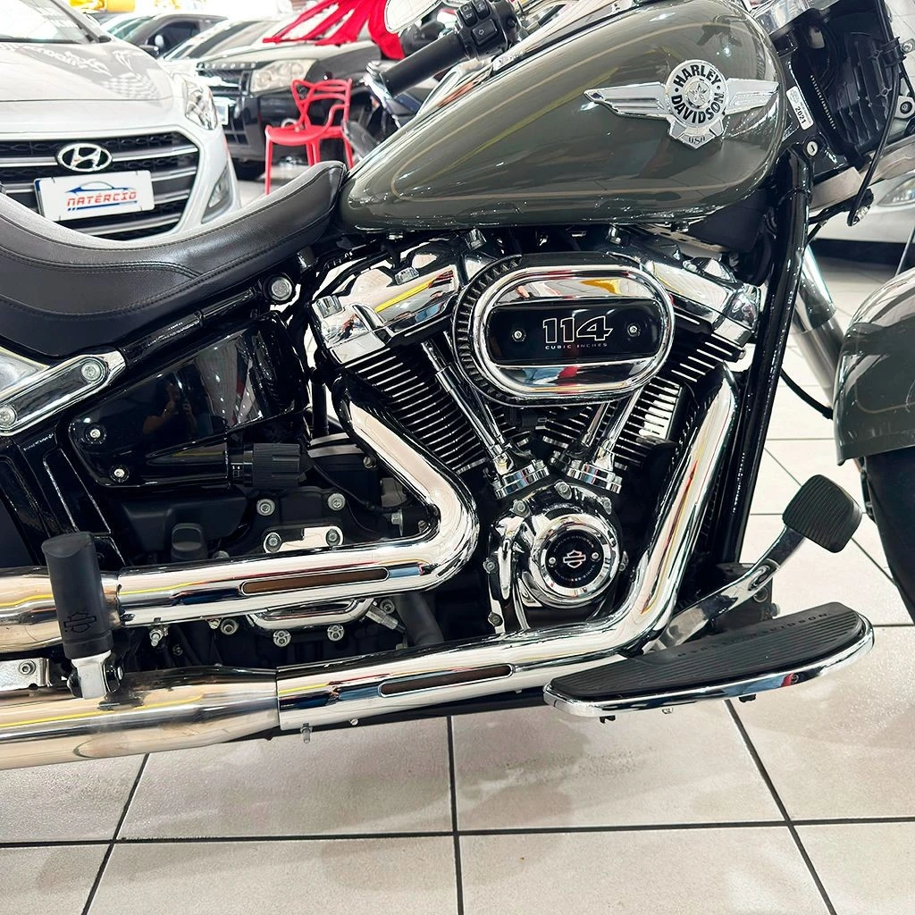 HARLEY-DAVIDSON SOFTAIL FAT BOY 114