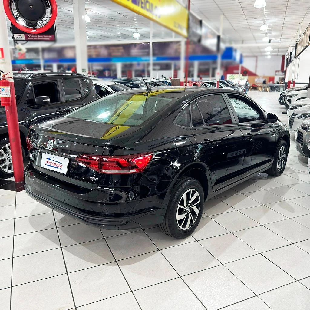 VOLKSWAGEN VIRTUS