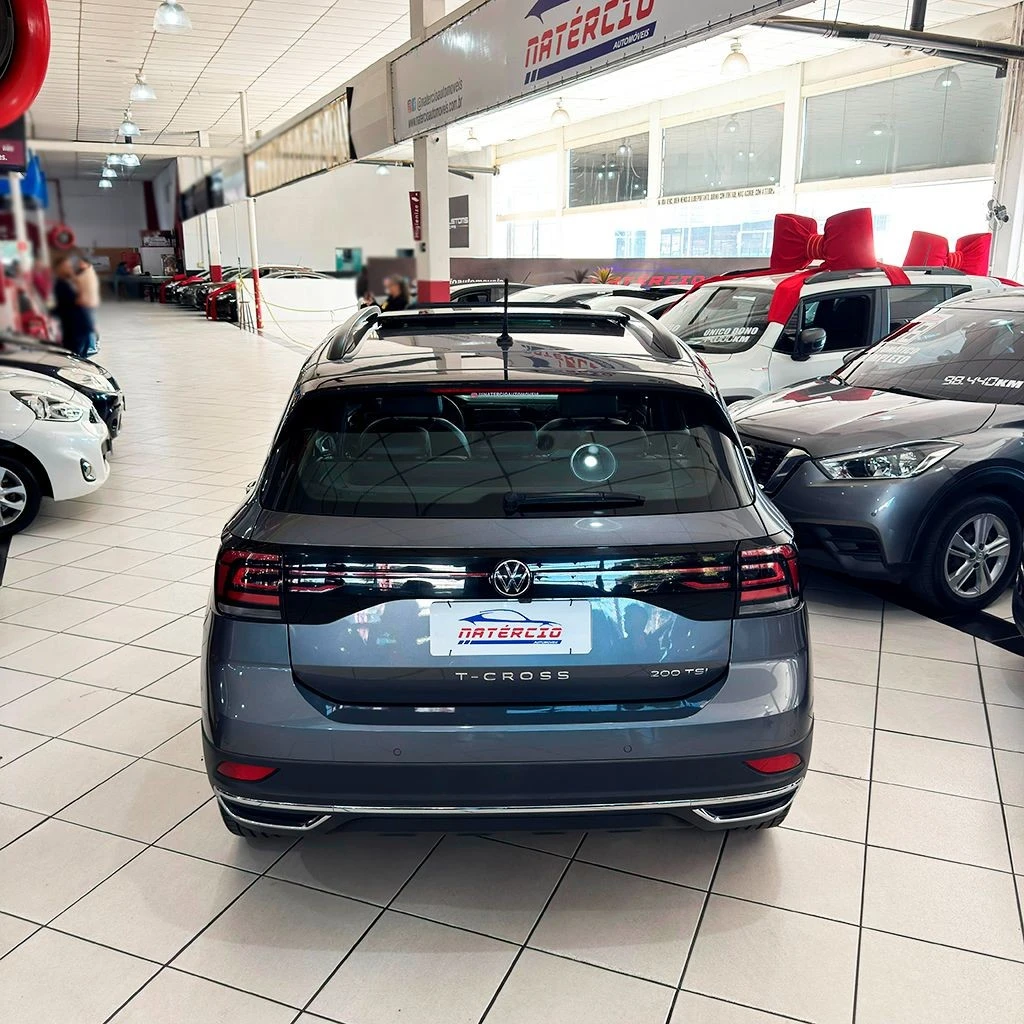 VOLKSWAGEN T-CROSS