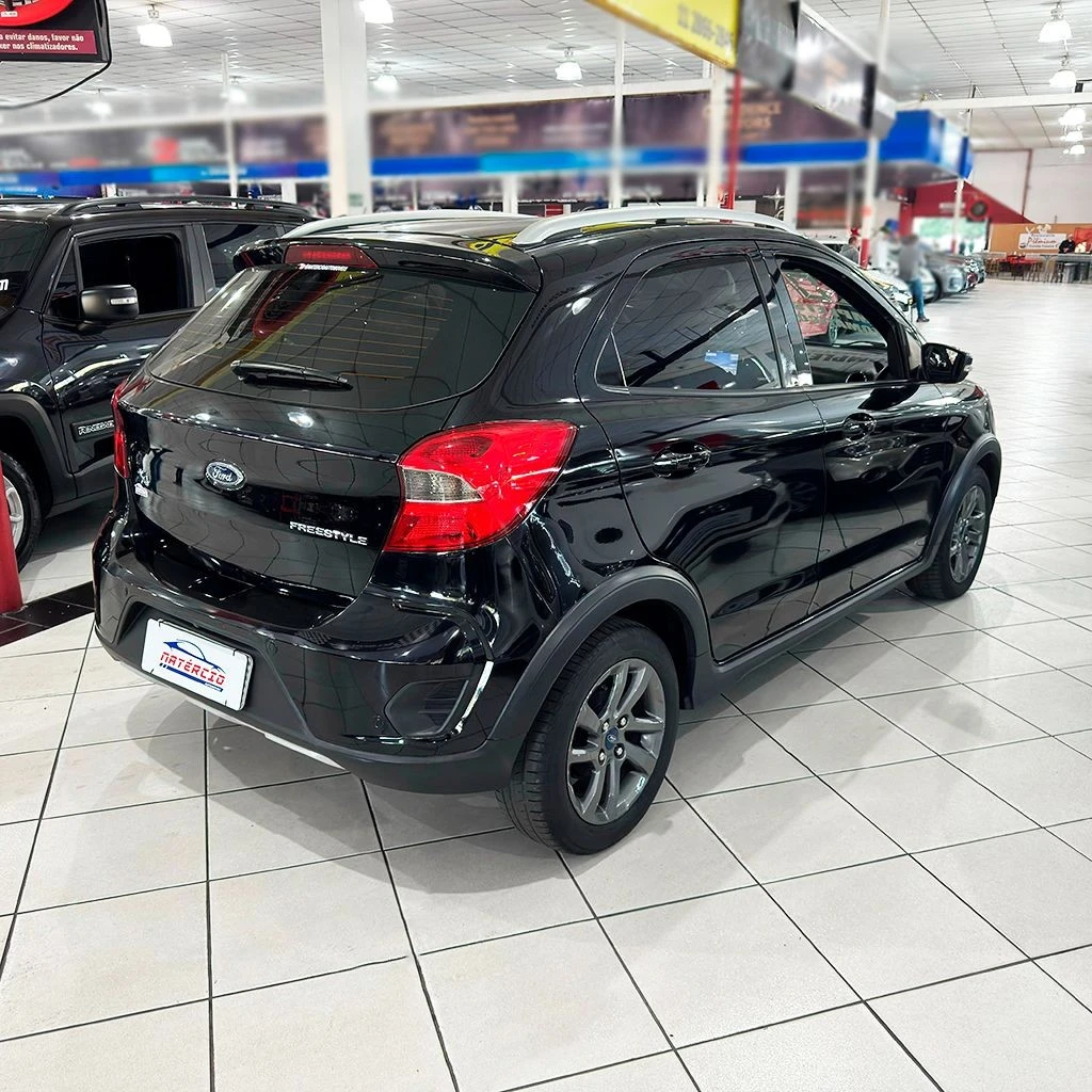 FORD KA