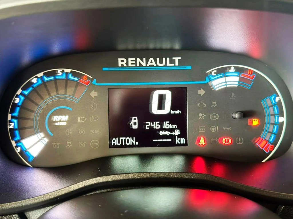 RENAULT KWID