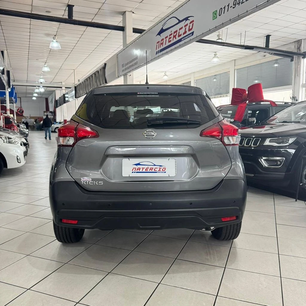 NISSAN KICKS