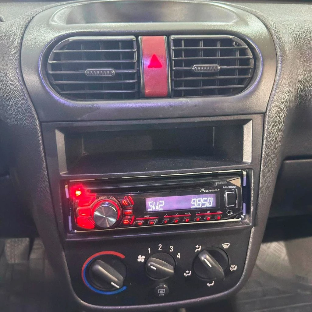 CHEVROLET CORSA
