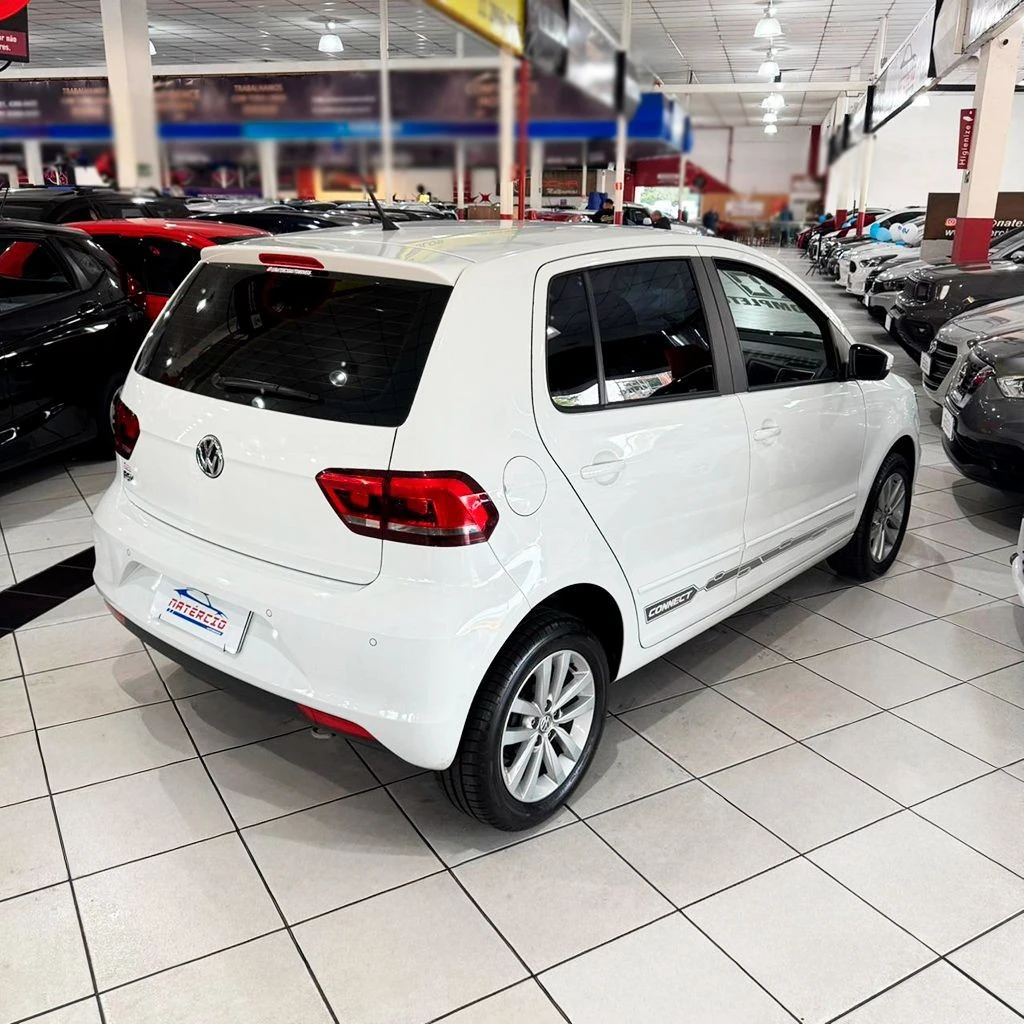 VOLKSWAGEN FOX