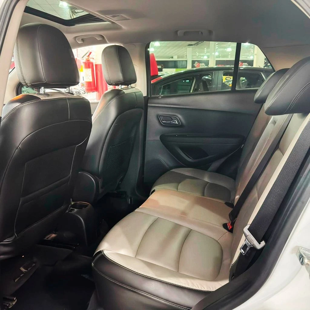 CHEVROLET TRACKER