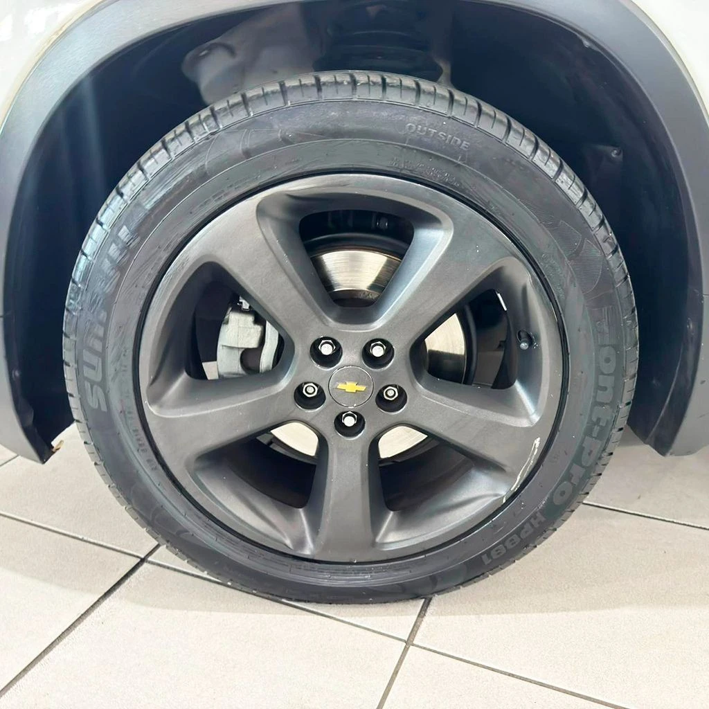 CHEVROLET TRACKER