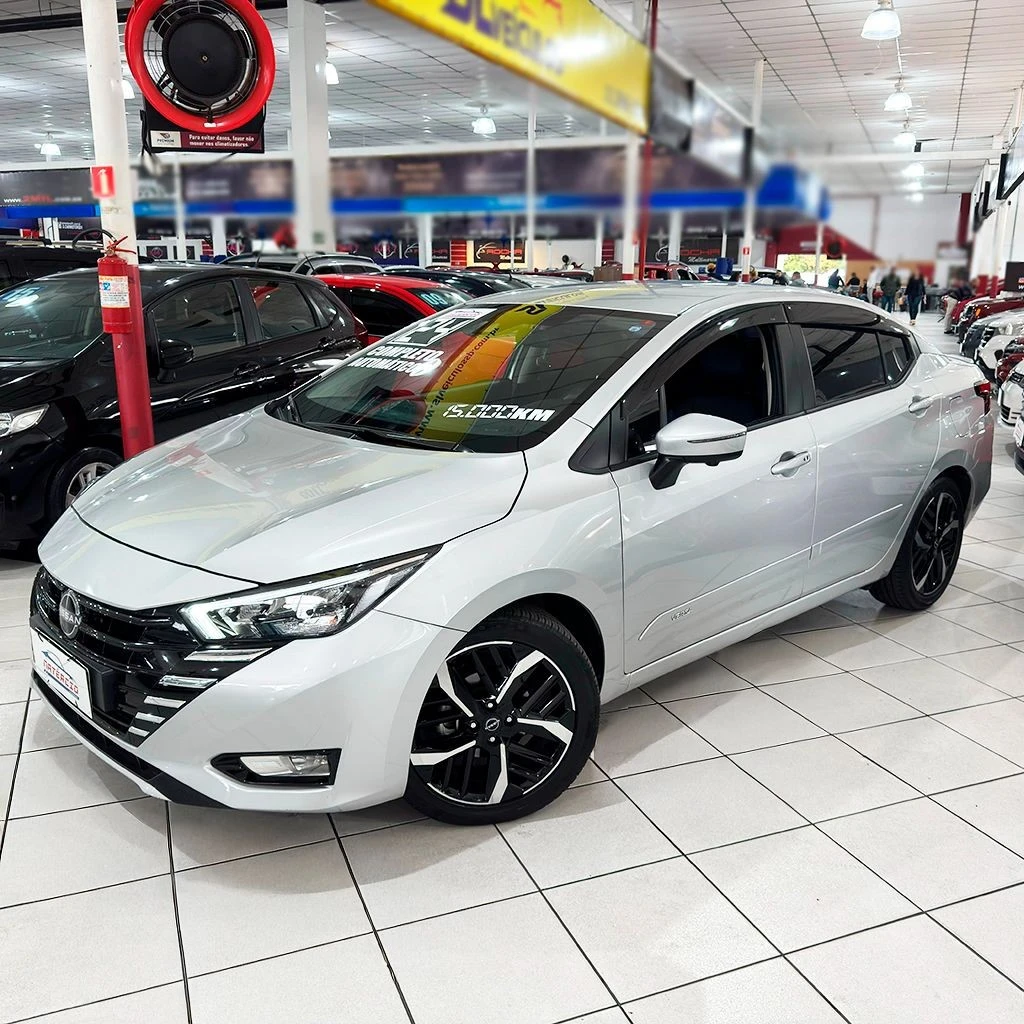 NISSAN VERSA