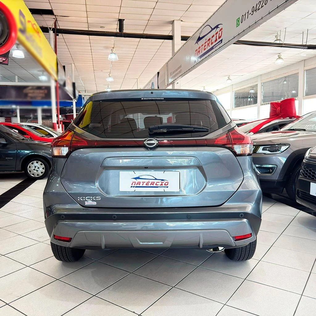 NISSAN KICKS