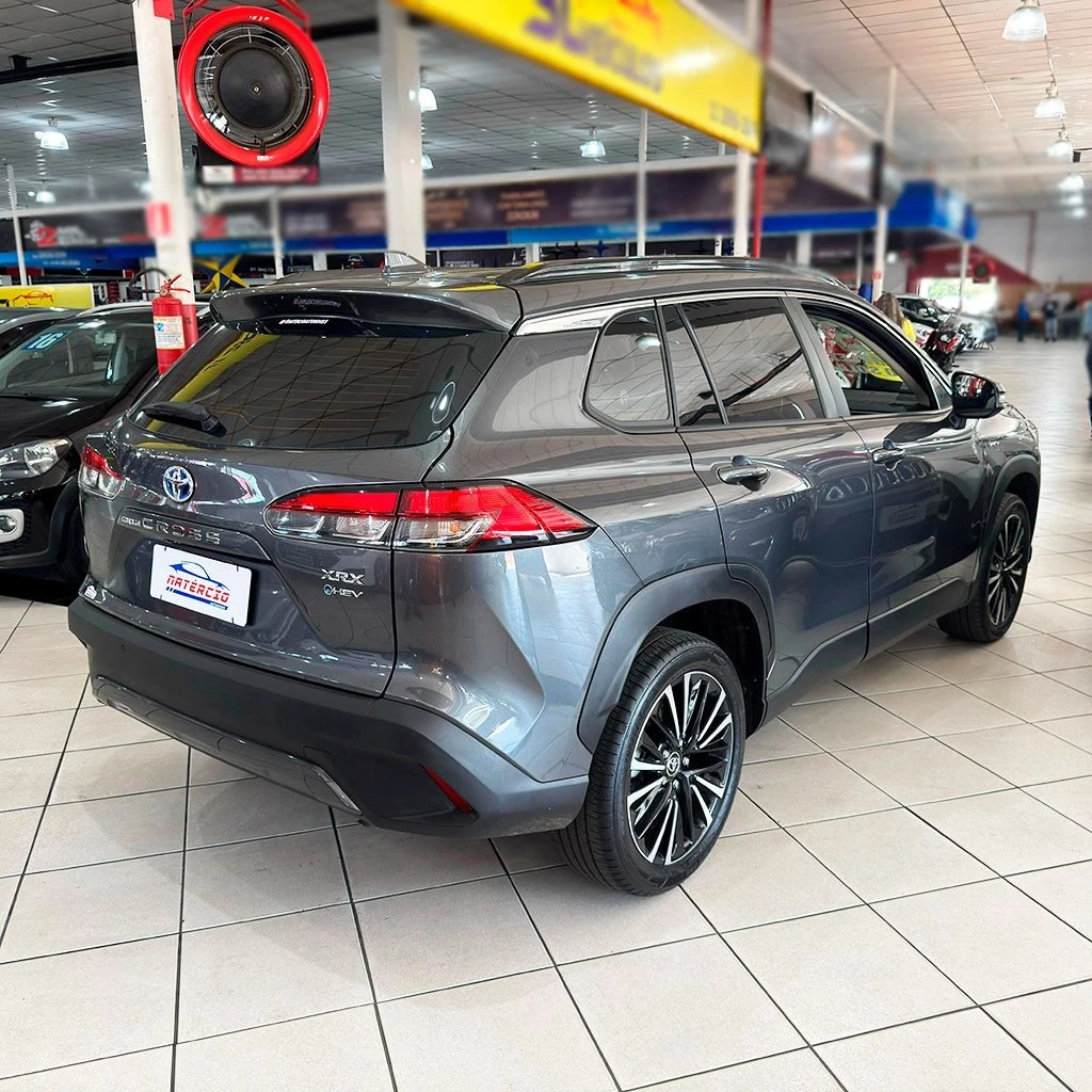 TOYOTA COROLLA CROSS