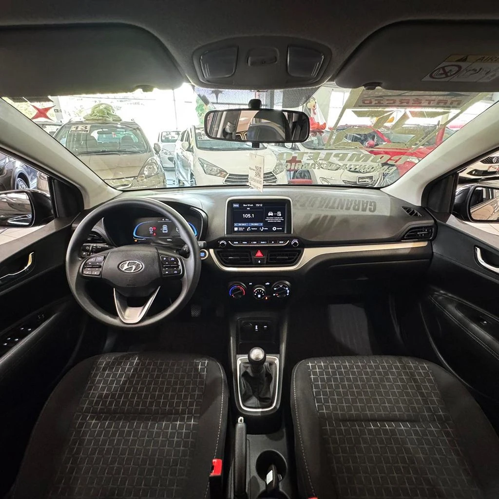 HYUNDAI HB20