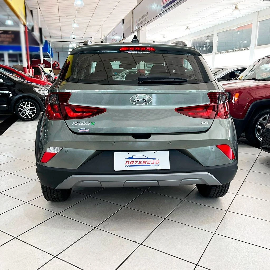 HYUNDAI HB20X