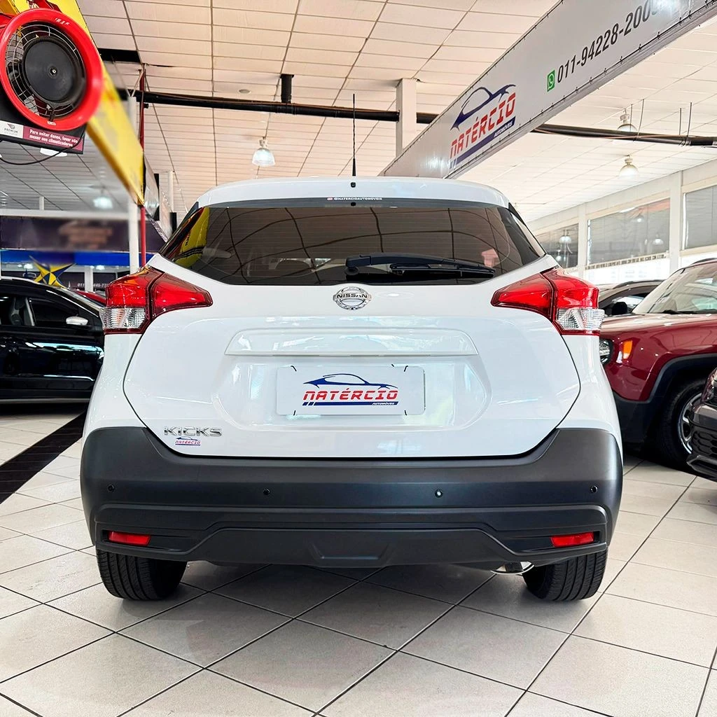 NISSAN KICKS