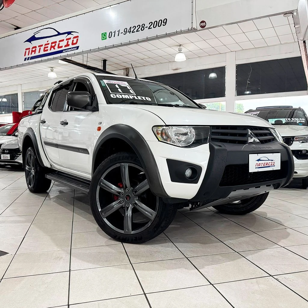 MITSUBISHI L200 OUTDOOR