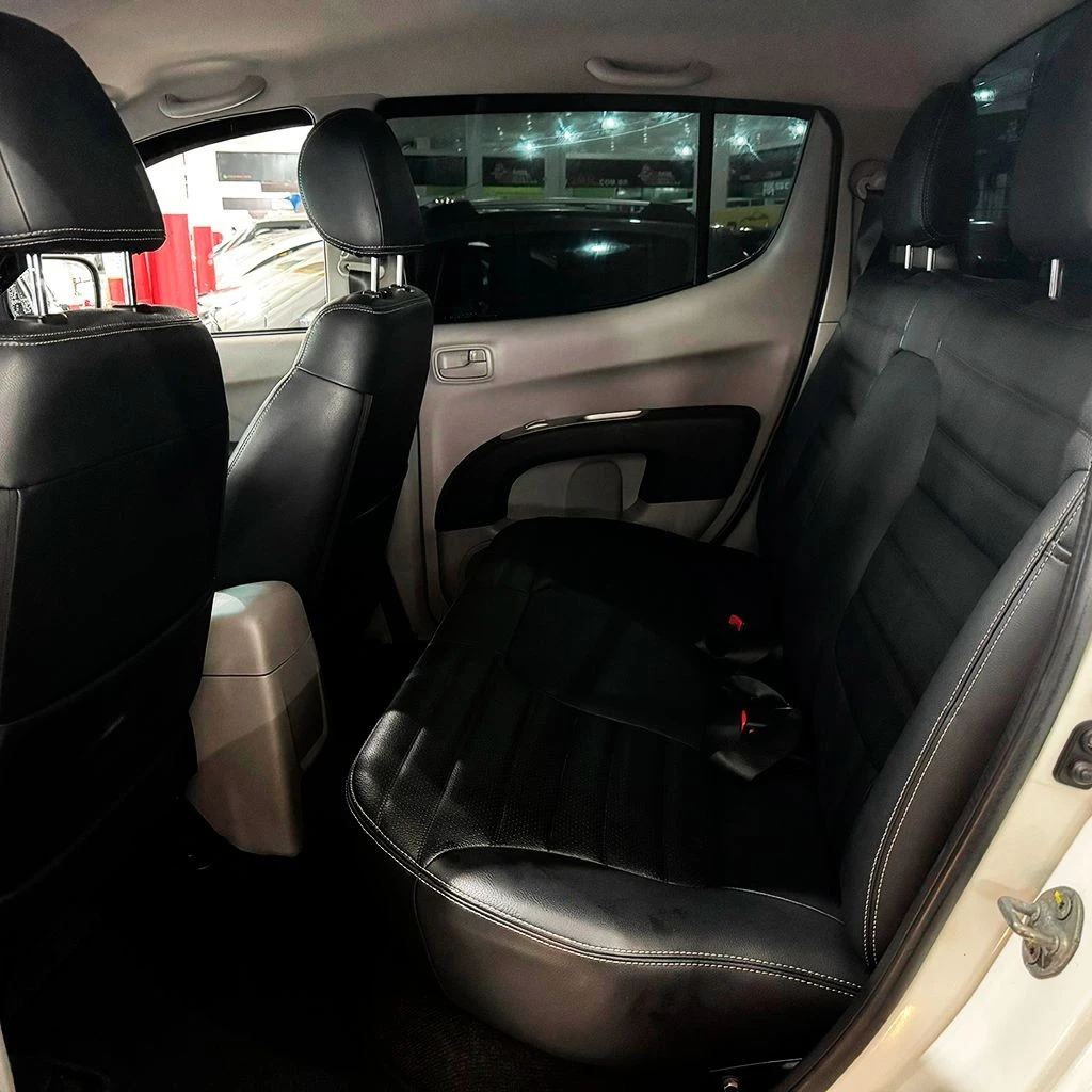 MITSUBISHI L200 OUTDOOR