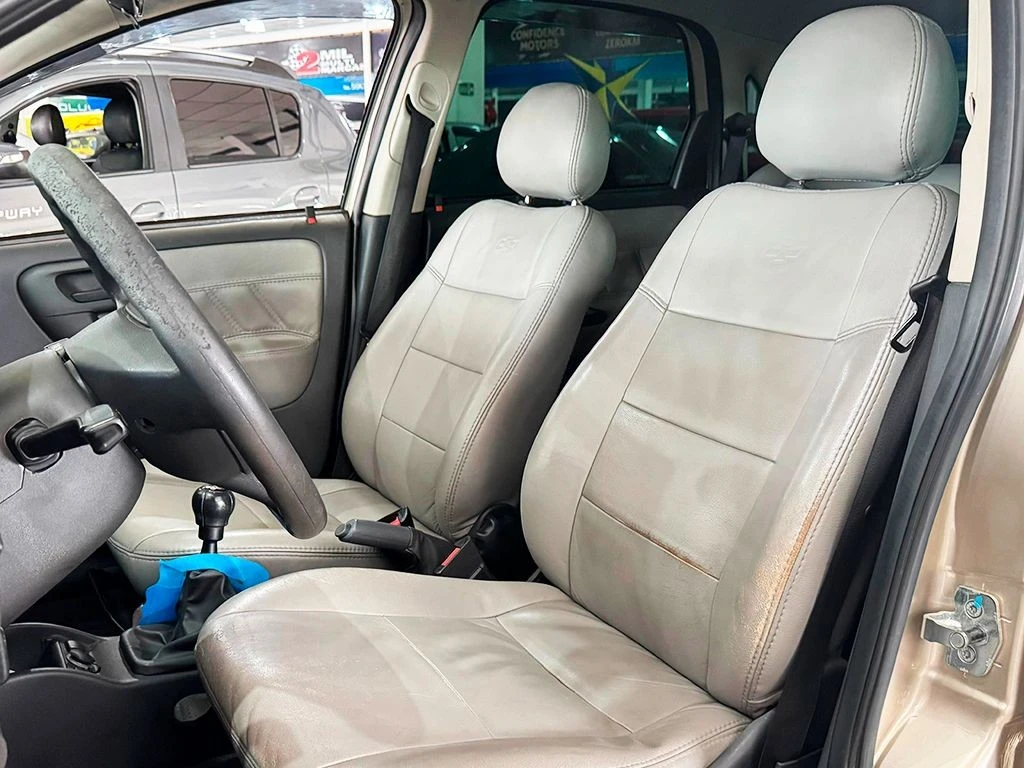 CHEVROLET CORSA